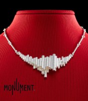 Sibelius Monument SnoWhite Kaulakoru Iso SW2163 hopea